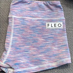 Fleo “Bubblegum” Booty shorts XL